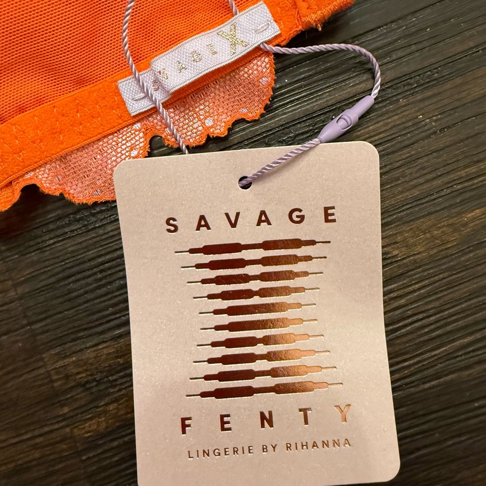 Savage X Fenty Lace Trim Orange Bra - Picture 3 of 4